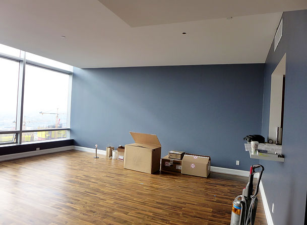 Living room fireplace before remodeling